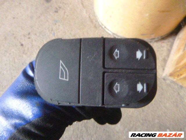 Ford Mondeo Mk1 ablakemelő kapcsoló  93BG14529BA 1. kép