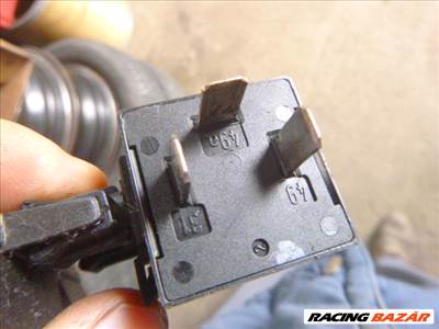Renault Clio II 2000 RELÉ 7700311966