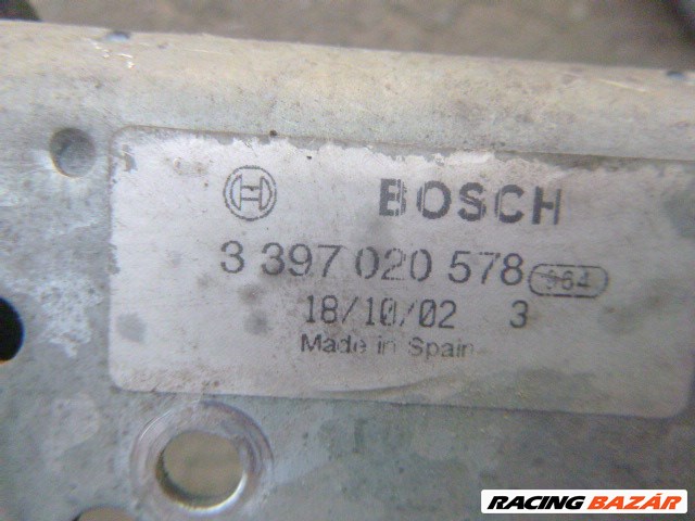 Peugeot 206 ELSŐ ablaktörlő mechanika BOSCH 3 397 020 578  2. kép