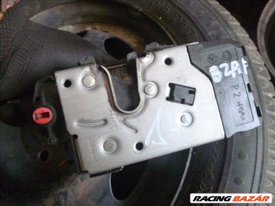 Opel Zafira B 2006 JOBB HÁTSÓ ajtózár szerkezet PW 13210739