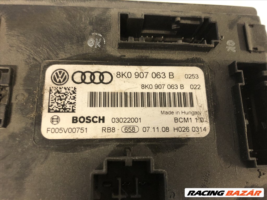Audi A4 B8 comfort modul 8K0907063B 2. kép