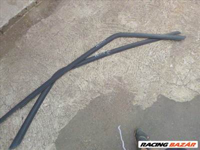 Skoda Felicia 5 AJTÓS TETŐ DÍSZCSÍK , tetődíszléc 