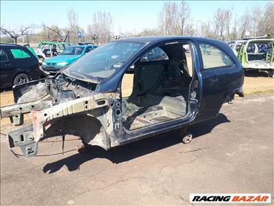 Opel Corsa C ,3 ajtós üres karosszéria 