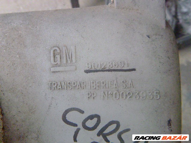 Opel Corsa A kiegyenlítő tartály GM 90 128 691 90128691 3. kép
