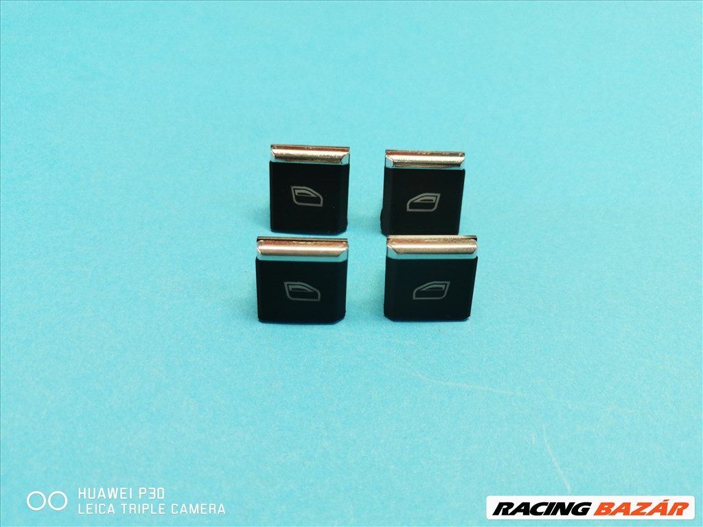 Ablakemelő kapcsoló panelokhoz új gomb fedelek eladók!www.ablakemeloalkatreszek.hu 26. kép