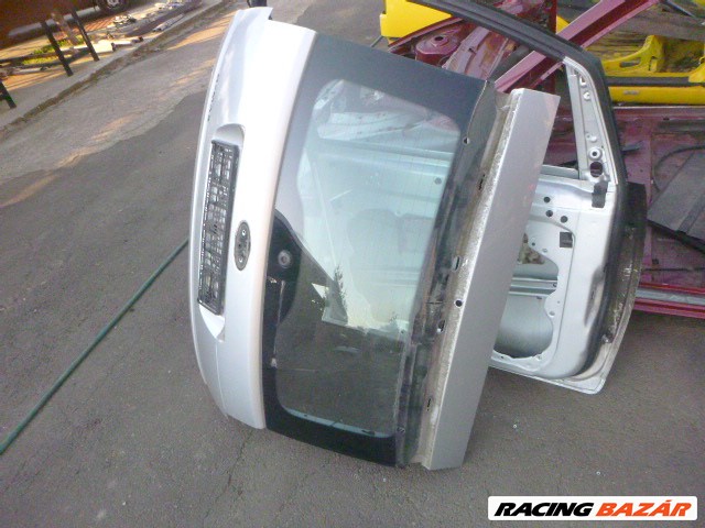 Ford C-Max Mk1 2006 EZÜST CSOMAGTÉRAJTÓ ÜVEGGEL 7. kép