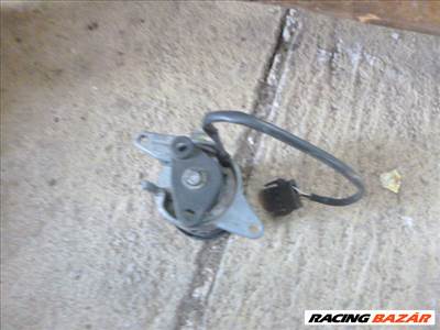 Audi A6 (C4 - 4A)   1997 csomagtér nyitógomb   KULCS NÉLKÜL