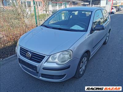 Volkswagen Polo IV 1.2 karosszéria elemek LA7W színben eladók