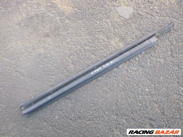 Ford C-Max Mk1 2006 JOBB HÁTSÓ vízlehúzó díszléc  3. kép