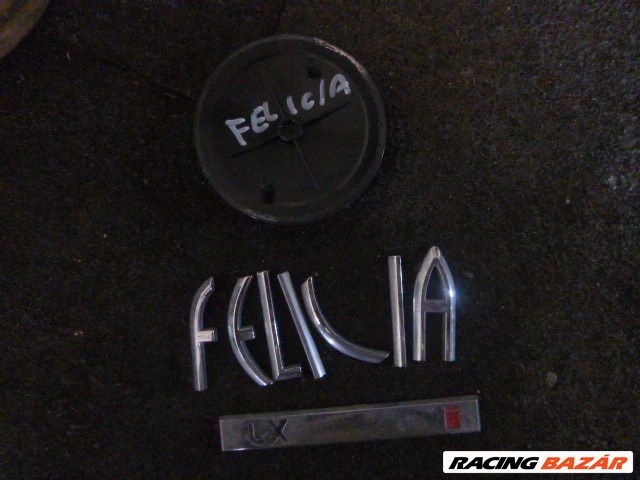 Skoda Felicia csomagtérajtó felirat   2. kép