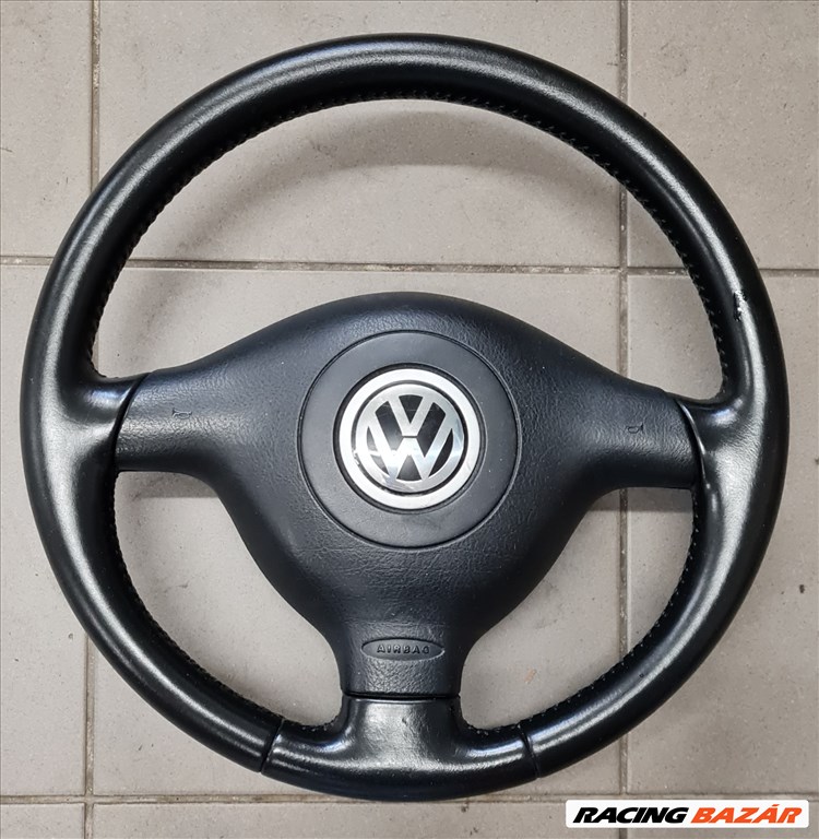 Volkswagen Golf IV / Bora 3 ágú bőrkormány 1. kép