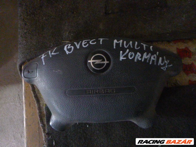 Opel Vectra B KORMÁNYLÉGZSÁK 90437886 1. kép