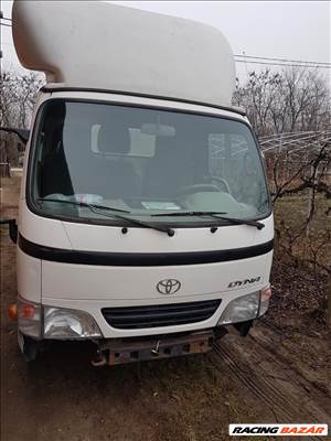 Toyota Dyna bontott alkatrészei