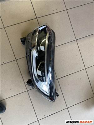 Renault Kadjar balos Ledes fényszóró 260608114R