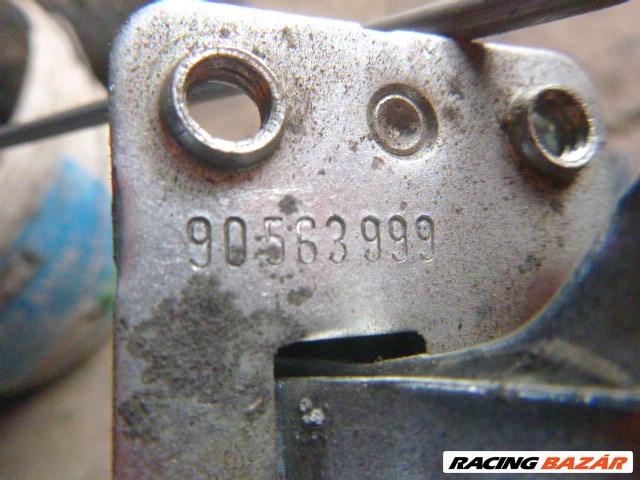 Opel Meriva A CSOMAGTÉR ajtó alsó zárszerkezet GM 90 563 999 3. kép