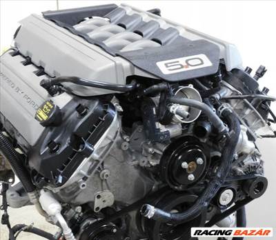 Ford Mustang 6th gen Fastback 5.0 Ti-VCT V8 motor 