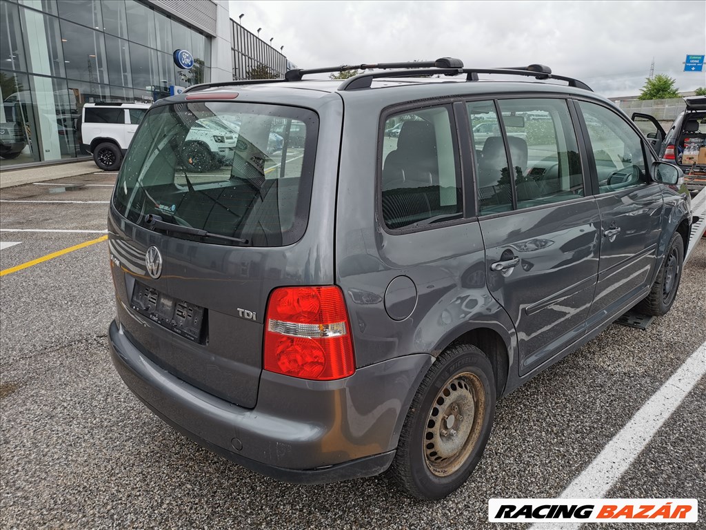 Volkswagen Touran 1.9Tdi (BKC 215 032) bontott alkatrészei LD7X színben eladók 5. kép