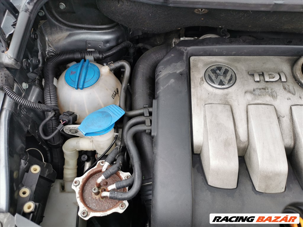 Volkswagen Touran 1.9Tdi (BKC 215 032) bontott alkatrészei LD7X színben eladók 37. kép