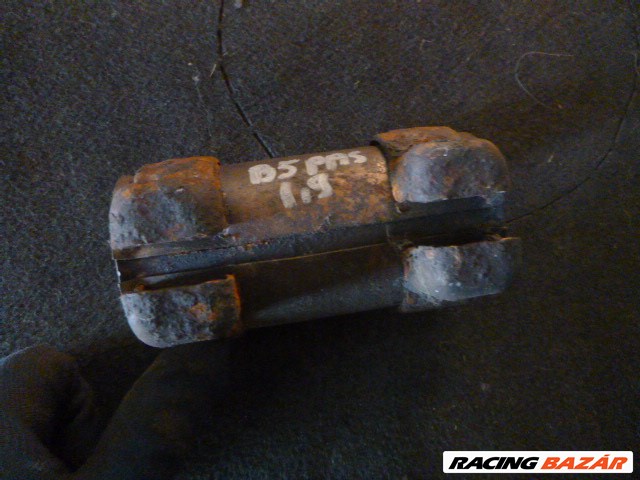 Volkswagen Passat B5 KIPUFOGÓ TOLDÓ 2. kép