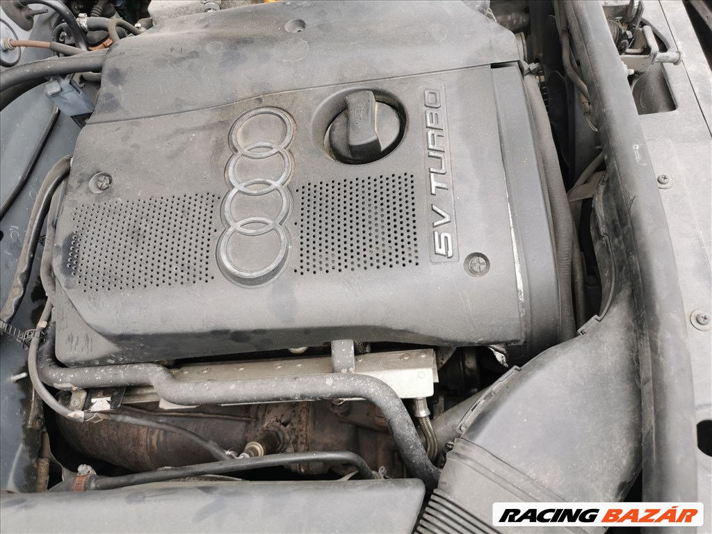 Audi A6 (C5 - 4B) 1.8 T 1.8T motor APU kóddal, 205.436km-el eladó 18. kép