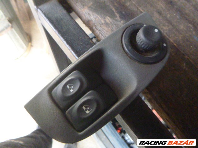 Renault Mégane I 2000 TÜKÖRÁLLÍTÓ, ABLAKEMELŐ 1. kép