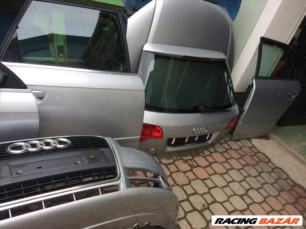 Audi A4 bontott alkatrészei, motorháztető, lökhárító, ajtó, sárvédő. 8. kép
