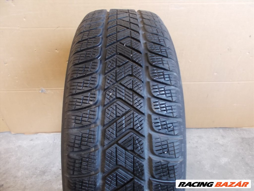 Pirelli Scorpion Winter Seal téli 215/65 R17 99 H TL 2018 2. kép