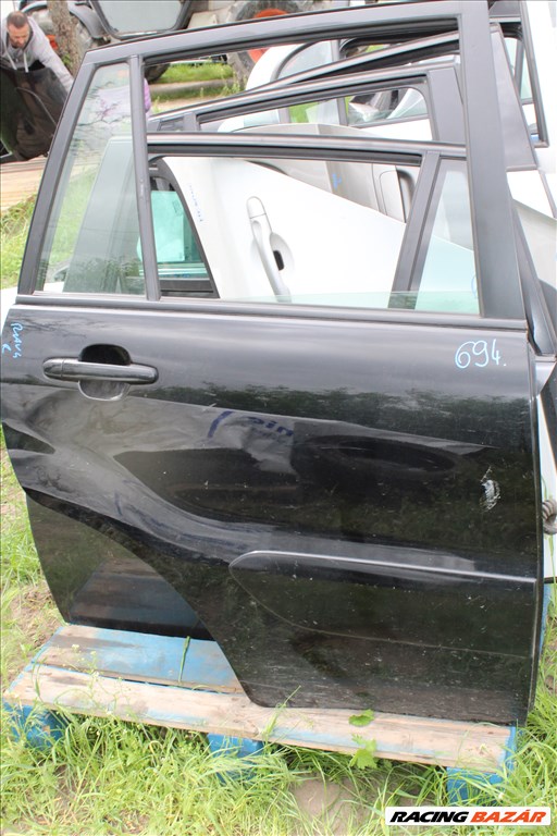 Toyota RAV4 (2nd gen) jobb hátsó ajtó üresen (694.) 1. kép