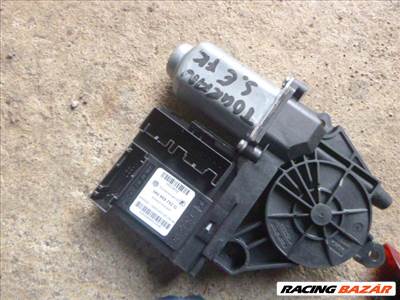 Volkswagen Touran I  2005  JOBB ELSŐ ablakemelő motor 1K0 959 792 G 1K0959792G