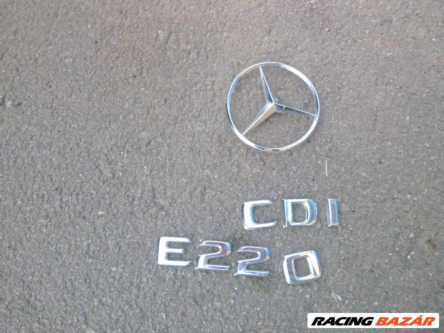 Mercedes W 211 SEDAN csomagtérajtó embléma , felirat  1. kép