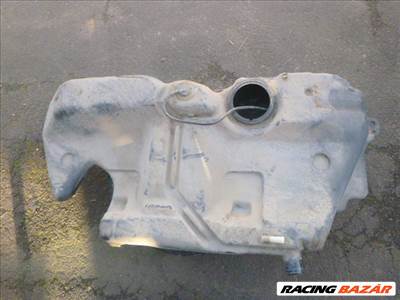 Renault Mégane I 1999 KOMBI 1,4,16V üzemanyagtank 7700423761