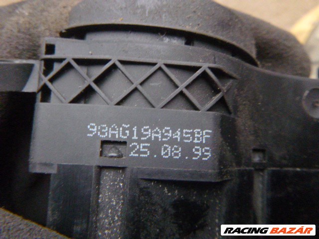 Ford Focus Mk1 fűtéskapcsoló gombsor csatlakozóval 98ag19a945bf 4. kép