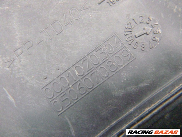 Peugeot 307 2002 1,6, benzin levegőszűrőház alsó része 4. kép