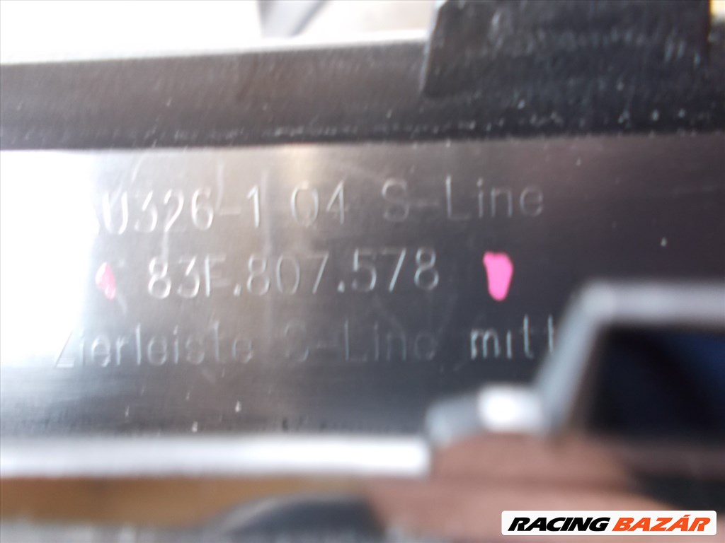AUDI Q3 S-LINE hátsó lökhárító betét 2018- 83f807587 4. kép