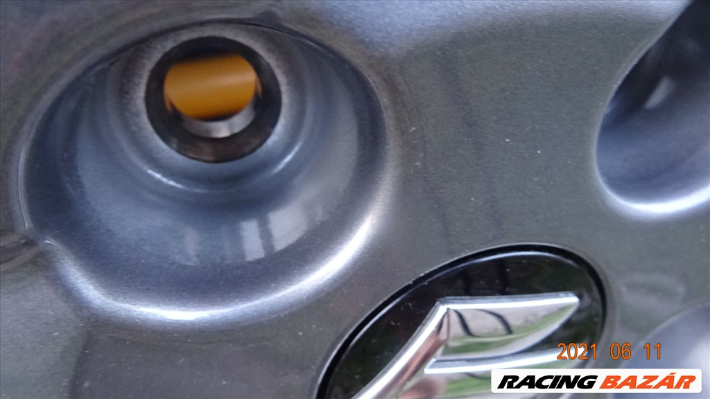 Suzuki Vitara / SX4 S-Cross új 17 col alufelni nyárikerék szett új 215/55r17 Continental + TPMS  20. kép