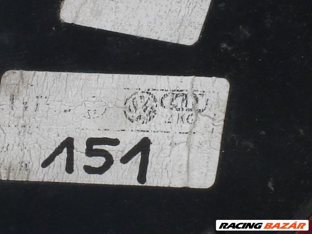 VW  Fox Bal hátsó gyári Lámpa 2003-tól  5. kép