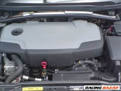 Volvo xc90 xc70 s60 v70 s80 2.4 D5 185LE eu4 motor alkatrész 