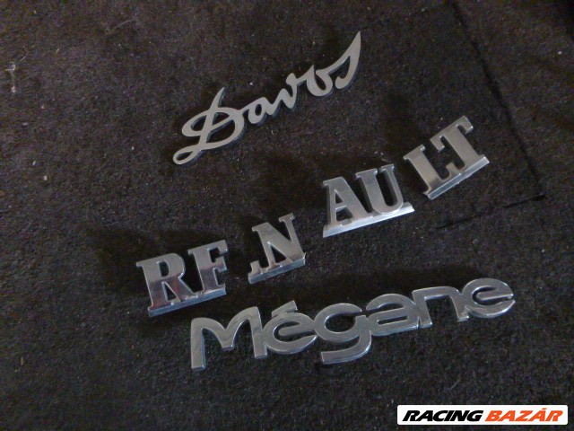 Renault Mégane I csomagtérajtó embléma  1. kép
