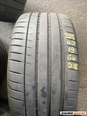 Michelin Pilot 4S 255/40 R19 / 275/40 R19 nyárigumi garnitura eladó.