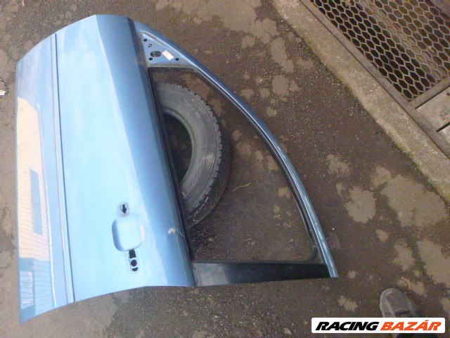 Ford Mondeo Mk3 kék bal első ajtó kis hibával 2003 4. kép