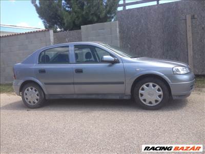 Opel Astra G bontott alkatrészei