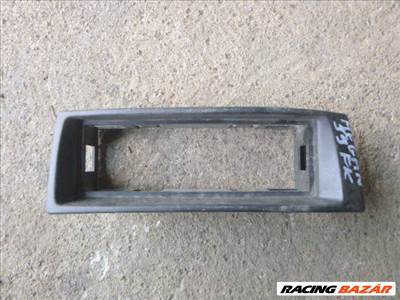 Renault Mégane I  1999 keret rádió köré 