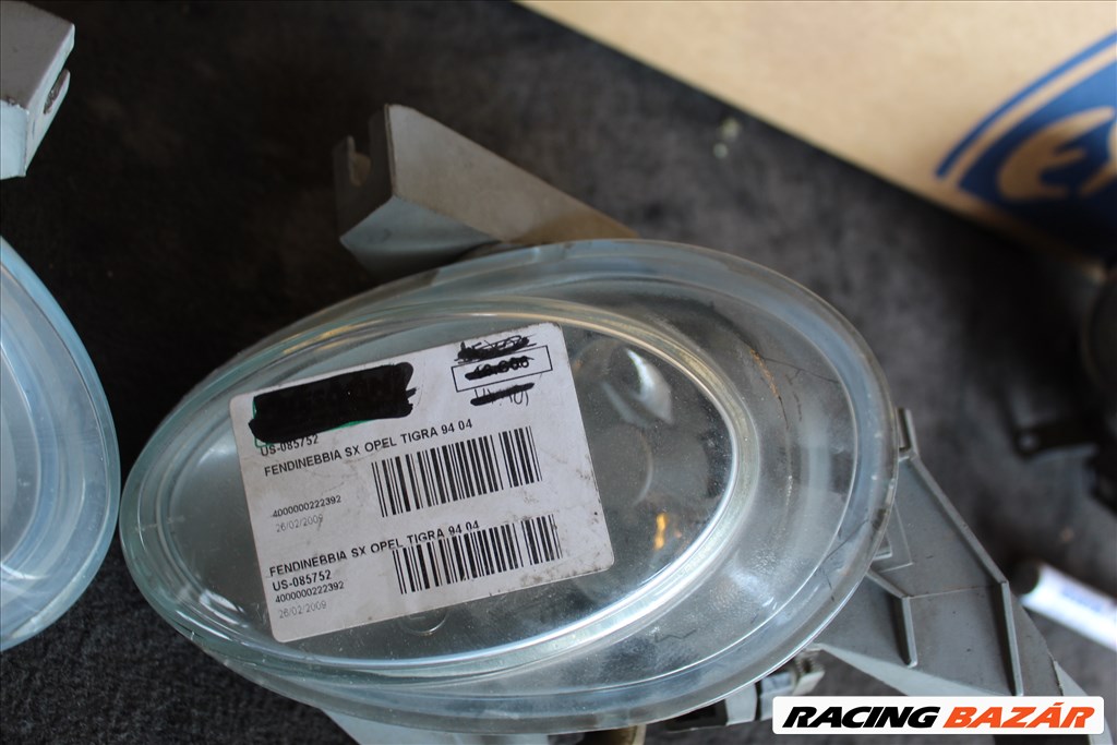 Opel Tigra 1994-2004 jobb ködlámpa  085752 2. kép
