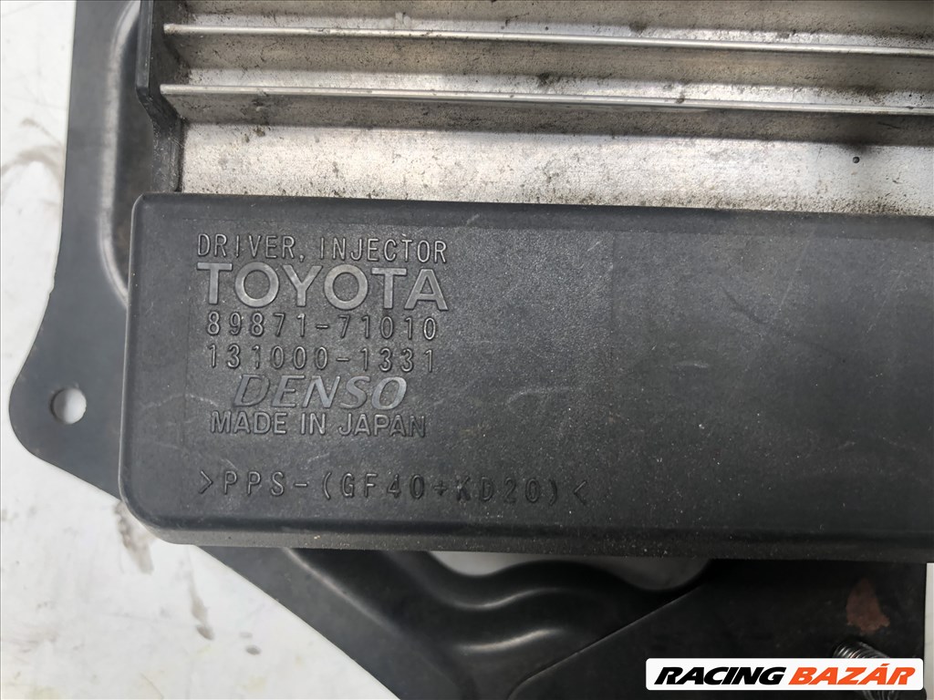 Toyota Rav4 2.2 D4D injektor vezérlő modul 2. kép