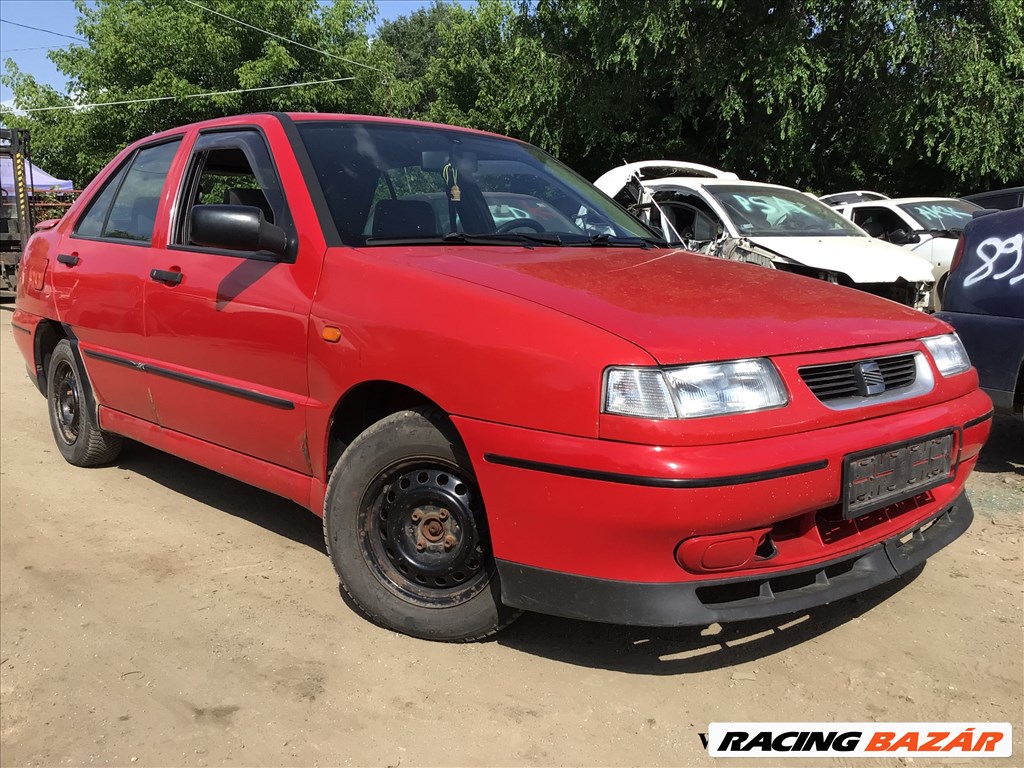 Seat Toledo (1st gen)1.6GL  bontott alkatrészei 1. kép