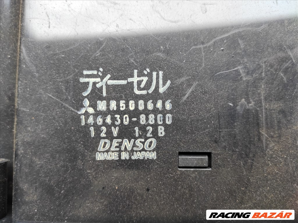 Mitsubishi Pajero III 3.2 DI-D fűtés kapcsoló mr500646 2. kép