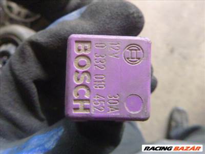 Opel üzemanyagszivattyú relé foglalattal GM 90 464 759 GM90464759   LILA RELÉ 0332019452