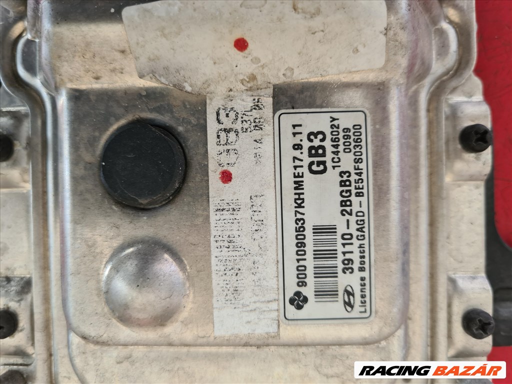 HYUNDAI I30 GD 1.4 Motorvezérlő 39110-2BGB3 2. kép