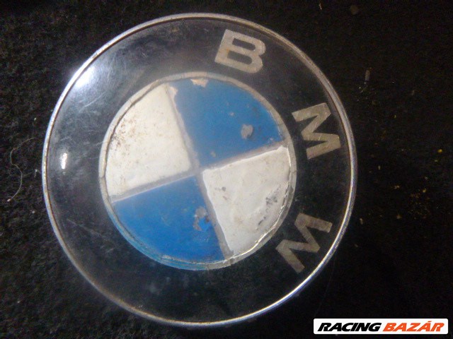 BMW csomagtérajtó embléma 8 CM  1872324 1. kép
