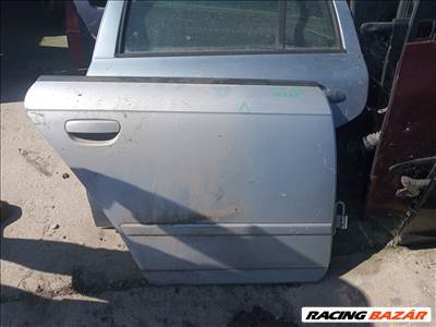 Audi A4 B7 jobb hátsó ajtó üresen
